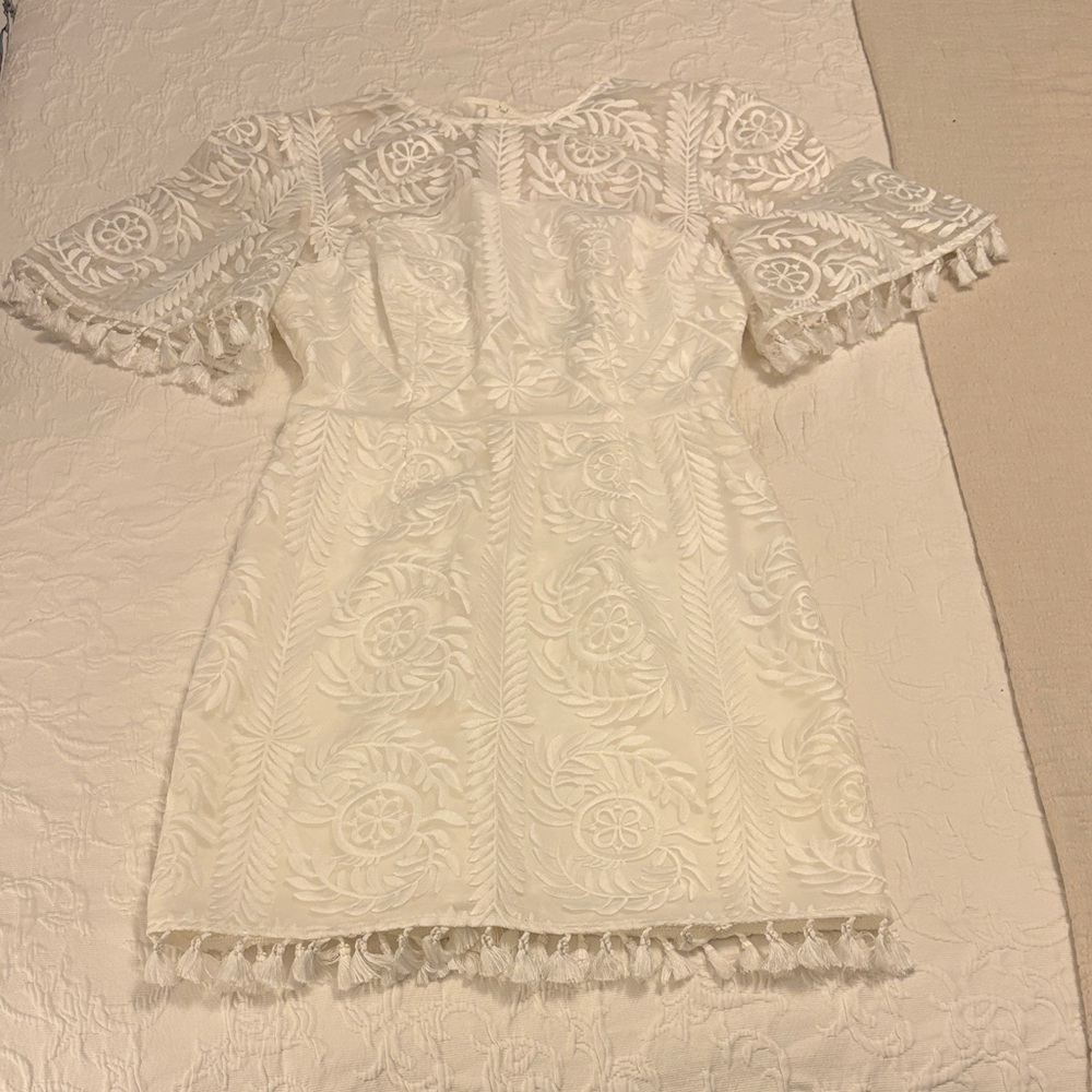 Elegant White Lace Dress